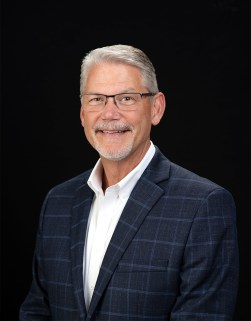 Tim Pyles 2023 (web res)